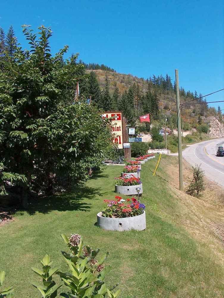 Viewpoint Rv & Cottages Salmon Arm Exteriör bild