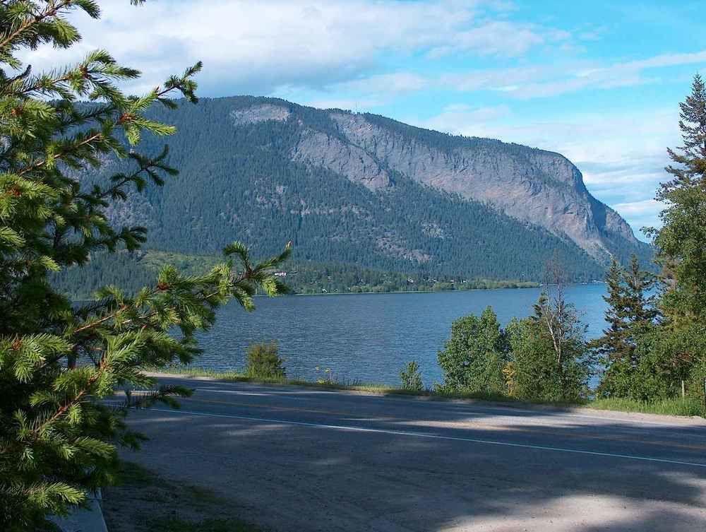 Viewpoint Rv & Cottages Salmon Arm Exteriör bild